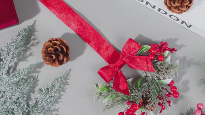 BerryBows™ Christmas Wreath Set - Instantly Transforms Your Home with Festive Charm